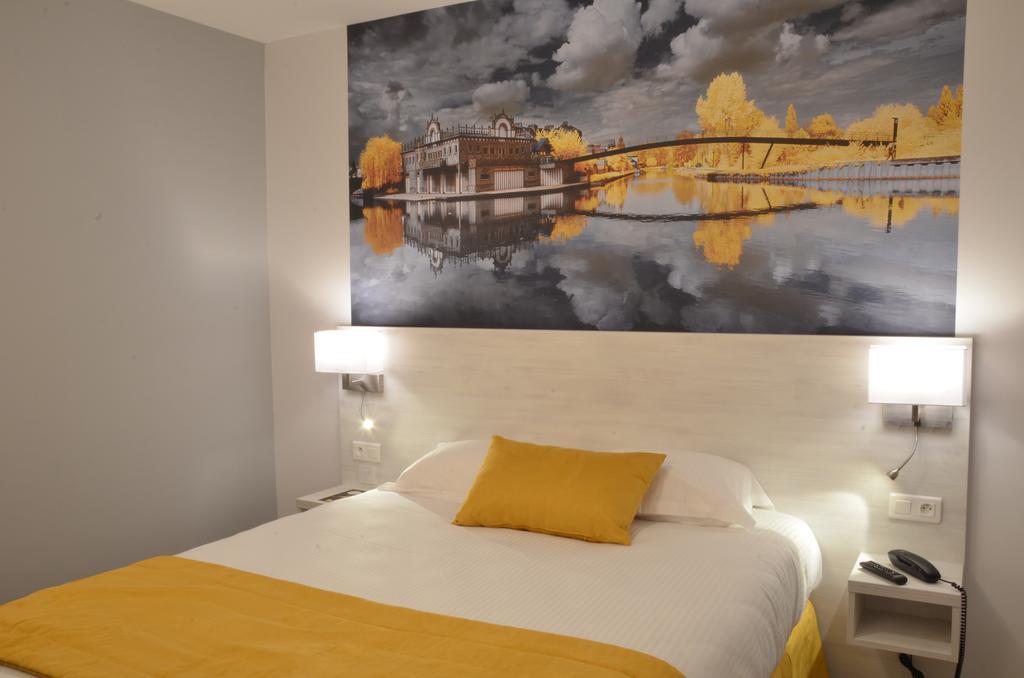 Logis Hotel - La Chambre D'Amiens Exterior foto