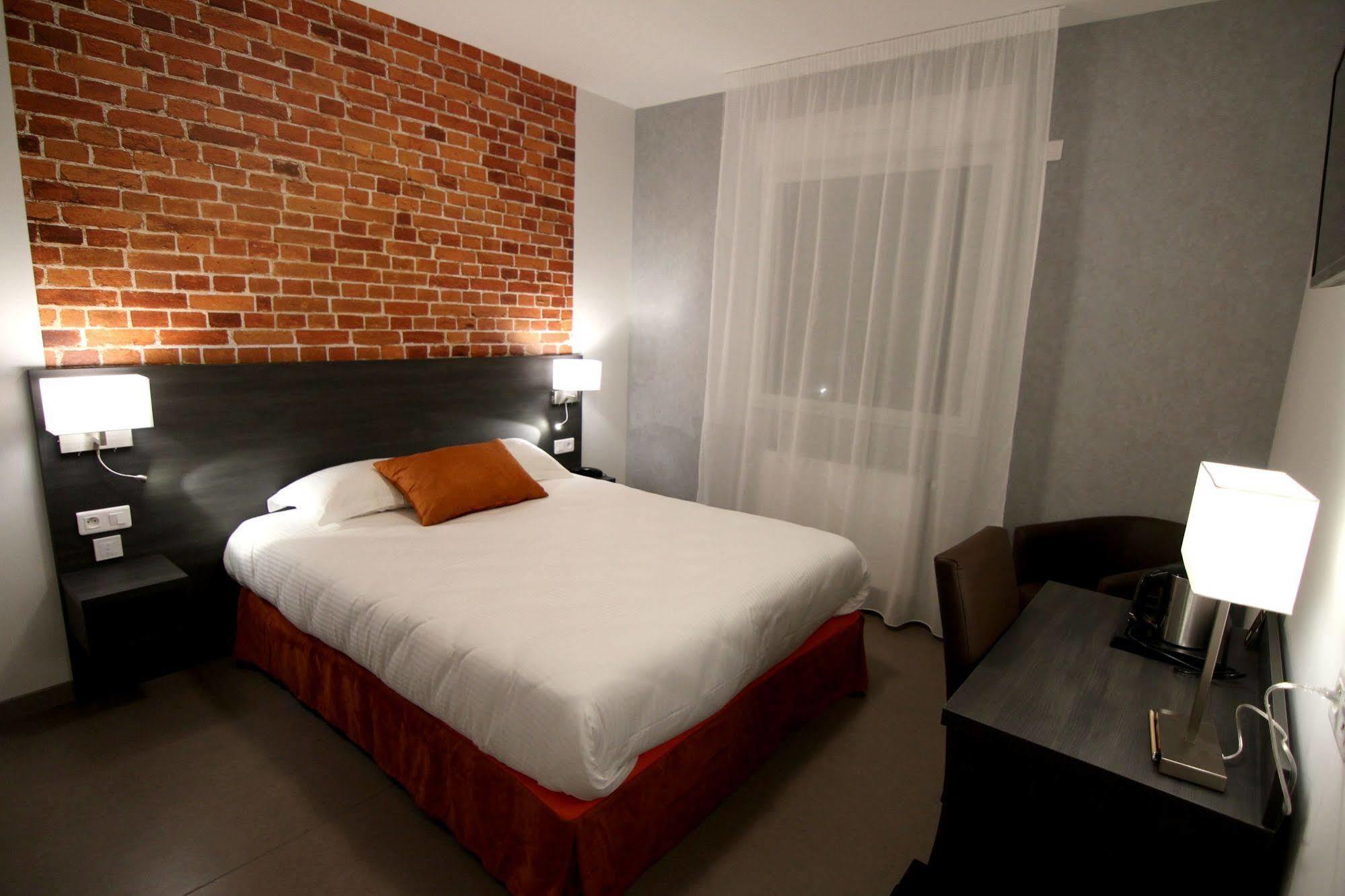 Logis Hotel - La Chambre D'Amiens Exterior foto